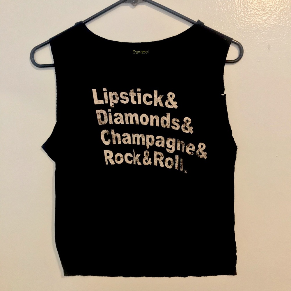 Black Muscle Crop Top With Graphics Small